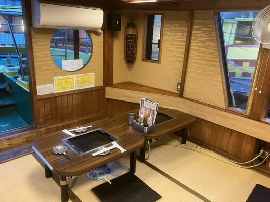 満席時に臨時開放！船首席について