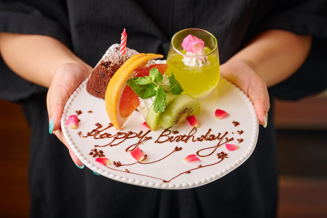 誕生日・記念日にぴったり！お祝いプレートのご案内